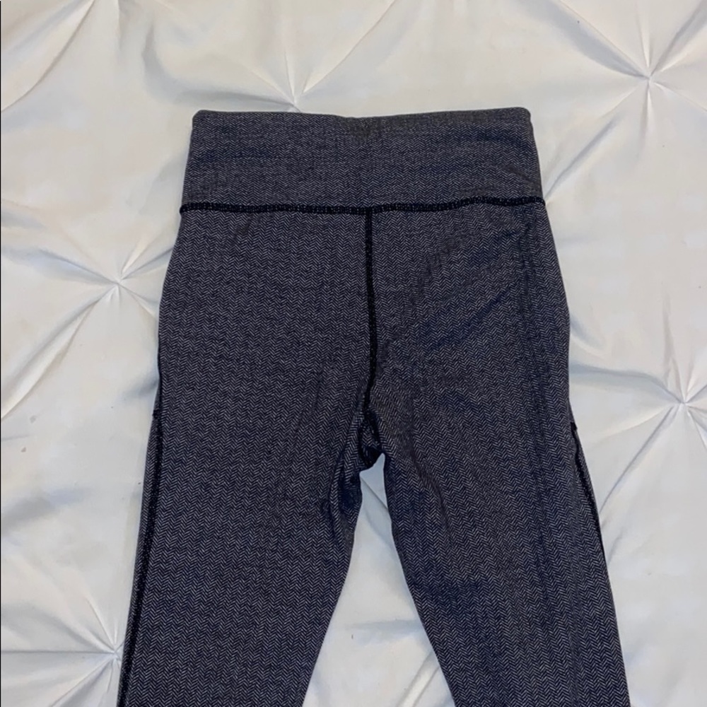 Lululemon pants - Picture 5 of 7